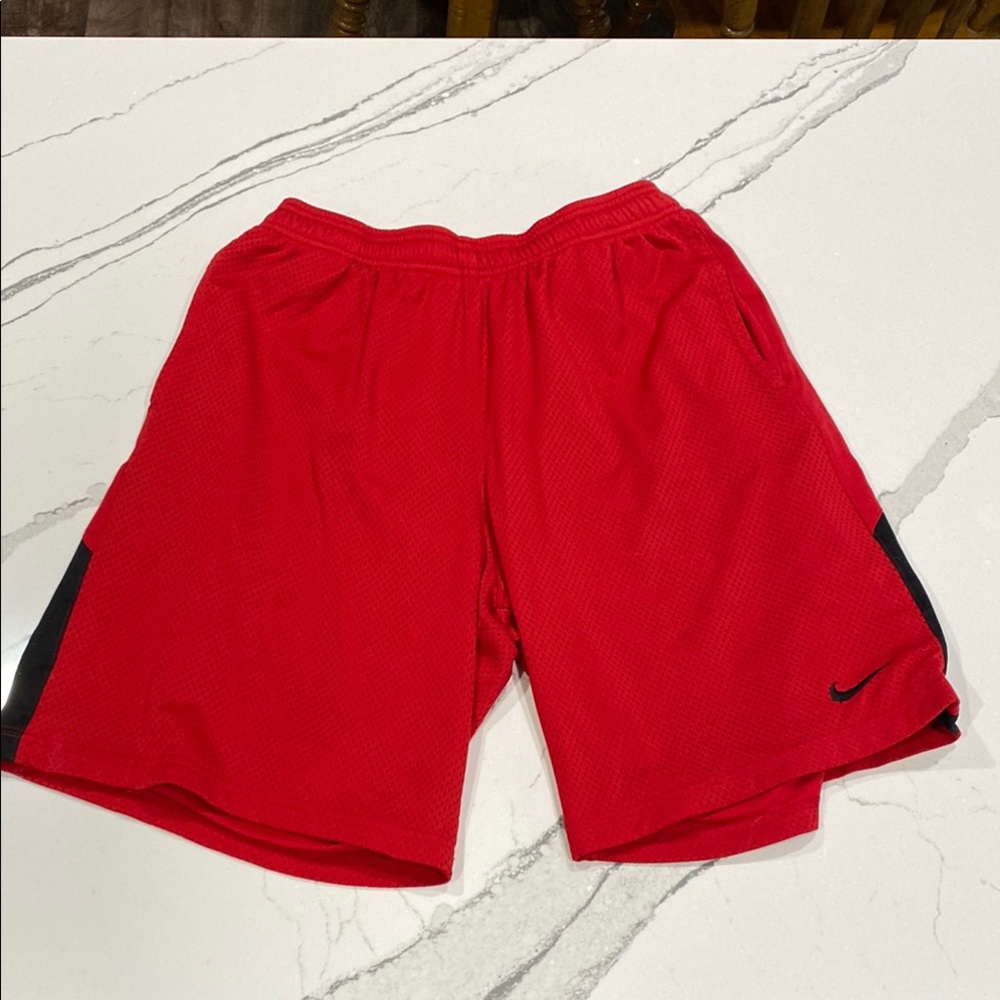 Nike Men's Red Athletic Shorts Size Large
